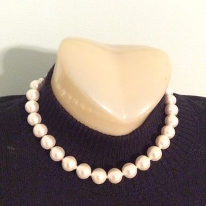 Vintage faux pearl necklace